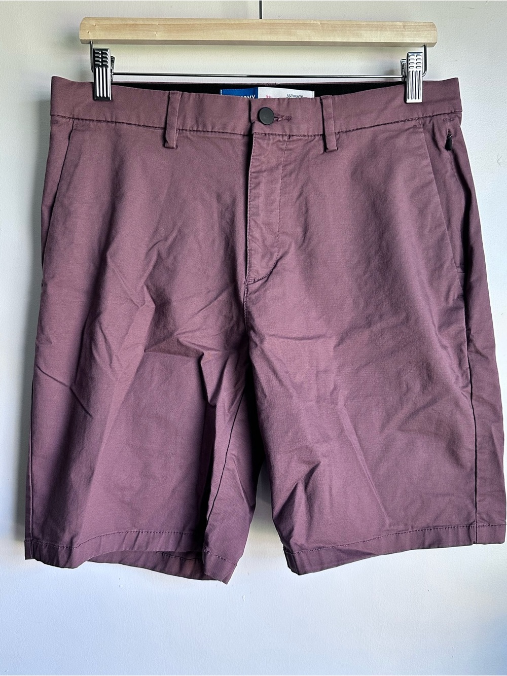 Old Navy Men's Mauve Flat-Front Casual Shorts